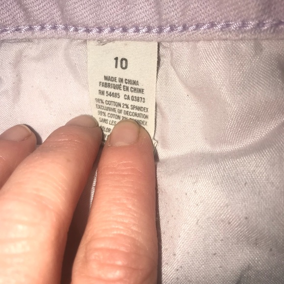 American Eagle PASTEL PURPLE SHORTS - Picture 3 of 4